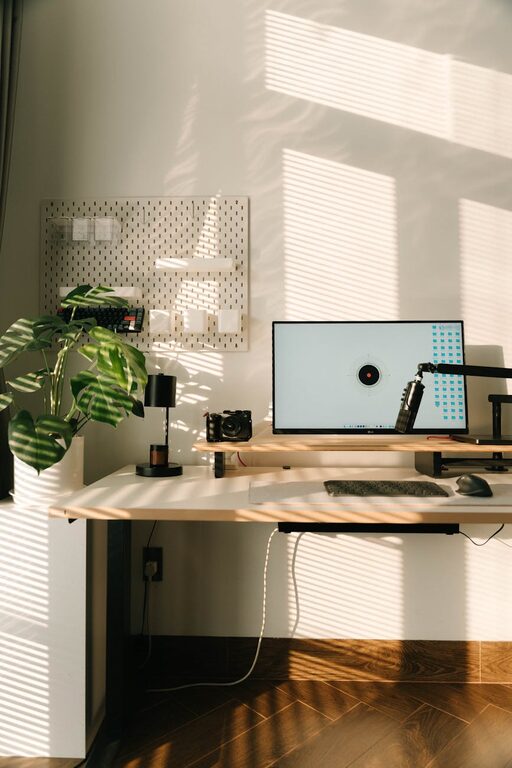 Tips for Creating a Relaxing and Productive Home Workspace
